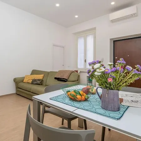 Liberty House, In Stile Retro! Apartament